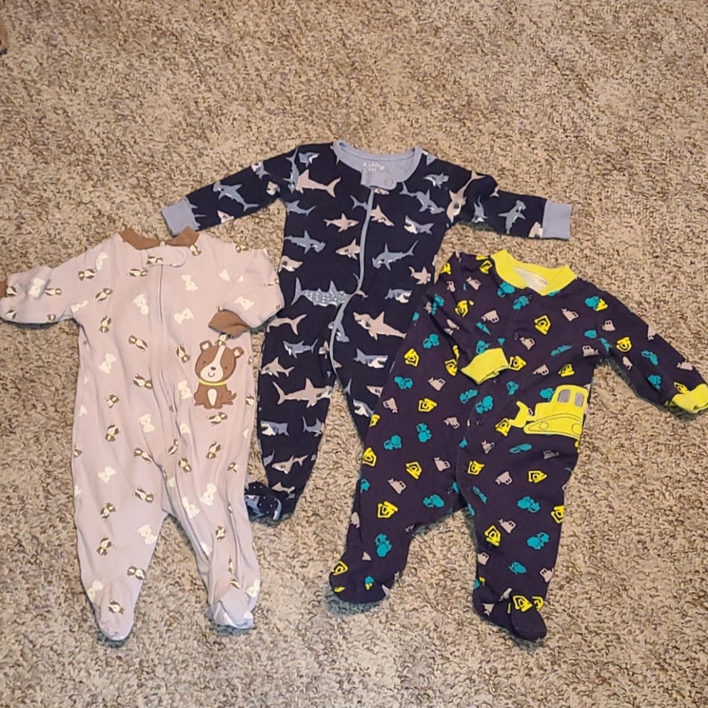 Infant boys sleep and play set